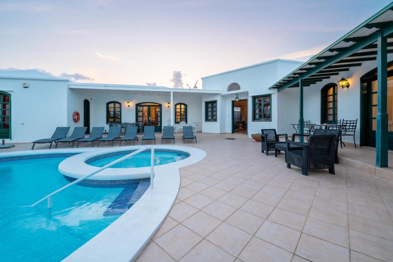 Villa Milan Puerto del Carmen  Bagian luar foto