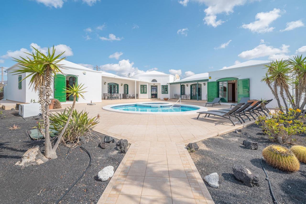 Villa Milan Puerto del Carmen  Bagian luar foto